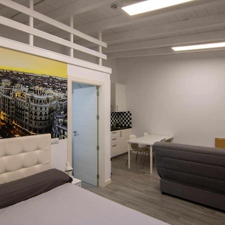 Apartamento Loft Madrid León Exterior foto